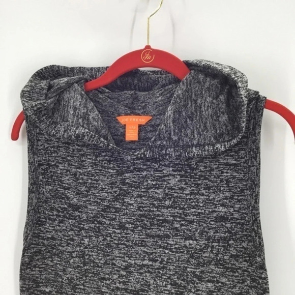 Joe Fresh Women’s Sleeveless Hooded Dress - Picture 2 of 4